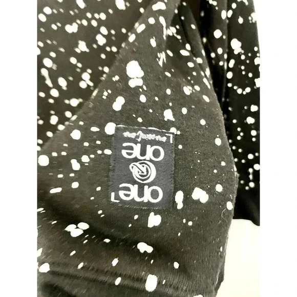 Black Women's Pullover Sweater SMALL Paint Splotted One Point One - Picture 6 of 12